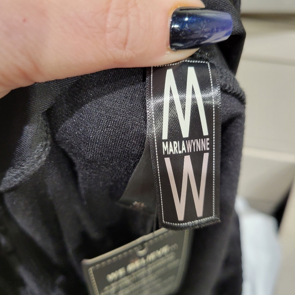 NWT Marla Wayne wide waist stretch Ponte pants with low pile velvet design. - Picture 4 of 9